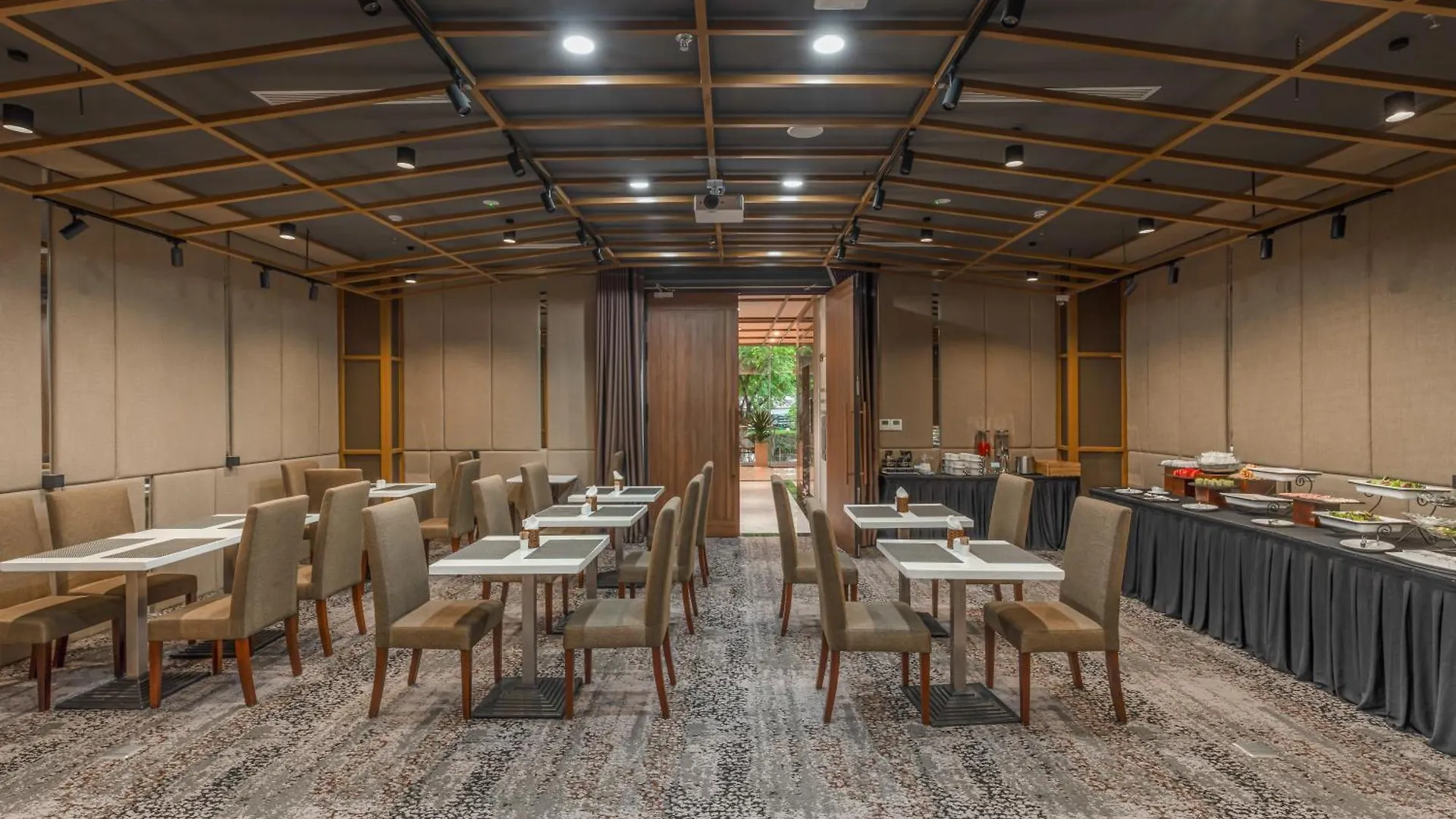 Kin Hotel Thai Van Lung Ho Chi Minh City Vietnam