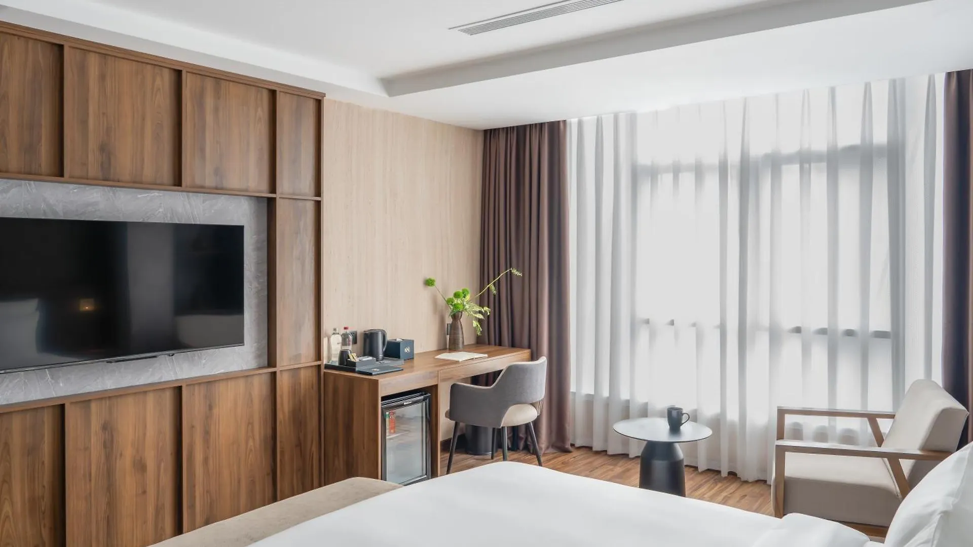Kin Hotel Thai Van Lung Ho Chi Minh City
